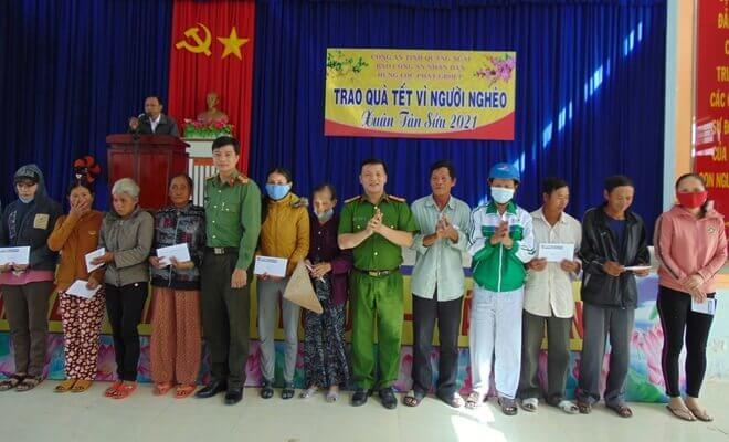 Hưng Lộc Phát trao tặng 200 suất quà tết vì người nghèo tại tỉnh Quảng Ngãi-Ảnh 7